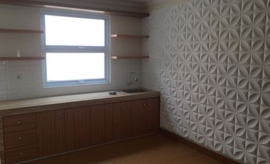 Dijual Rumah Murah Bernuansa Vintage di Taman Victoria Sentul City