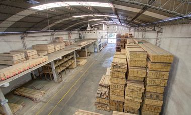 Galpón/Depósito Maderera, Venta, Caseros