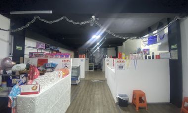 EDIFICIO COMERCIAL DE TRES NIVELES EN VENTA