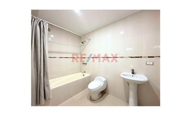 Venta Casa Con Piscina En Las Lomas De Huanchaco