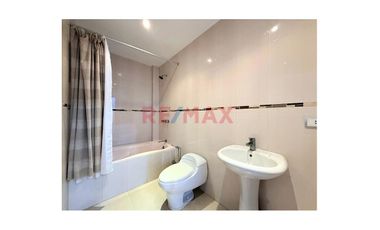 Venta Casa Con Piscina En Las Lomas De Huanchaco