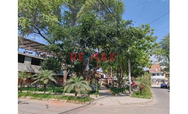 📍 Ubicación estratégica | 📐 120 m² de terreno | 206 m² construidos | 💰 Ideal para vivir e invertir

Si buscas una casa espaciosa para tu familia o u