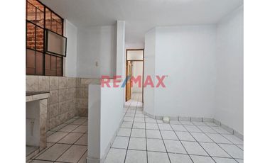 📍 Ubicación estratégica | 📐 120 m² de terreno | 206 m² construidos | 💰 Ideal para vivir e invertir

Si buscas una casa espaciosa para tu familia o u