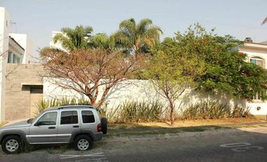 OPORTUNIDAD CASA VENTA DE 2 LOTES A PRECIO DE 1. JARDIN REAL COTO 6