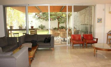 OPORTUNIDAD CASA VENTA DE 2 LOTES A PRECIO DE 1. JARDIN REAL COTO 6