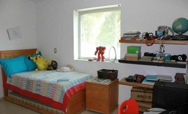 OPORTUNIDAD CASA VENTA DE 2 LOTES A PRECIO DE 1. JARDIN REAL COTO 6