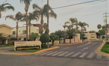 OPORTUNIDAD CASA VENTA DE 2 LOTES A PRECIO DE 1. JARDIN REAL COTO 6