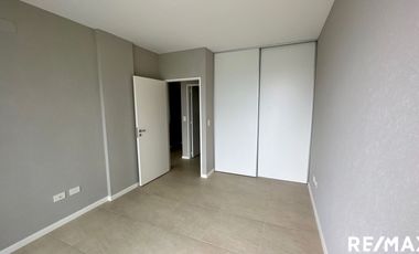 Venta dpto 2 ambientes cochera y baul a estrenar!