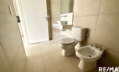 Venta dpto 2 ambientes cochera y baul a estrenar!