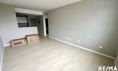 Venta dpto 2 ambientes cochera y baul a estrenar!