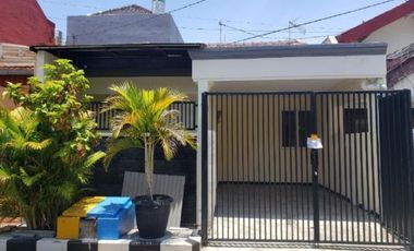 Rumah di Mulyosari Tengah Row jalan 2 mobil