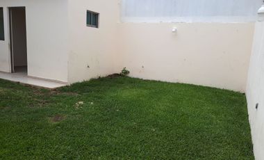 PRECIOSA Y AMPLIA CASA EN RENTA EN TAMPIQUERA