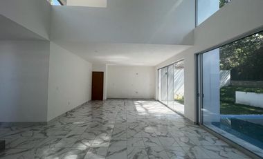 Lomas de Cuernavaca a unos paso tecmilenio