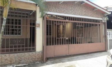 VENDO CASA EN REMATE EN LA CHORRERA MONTELIMAR 3R