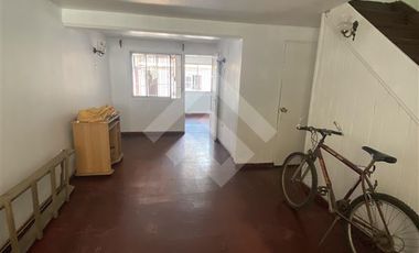 Casa en Venta en Plano Regulador / Av. Maipú