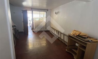 Casa en Venta en Plano Regulador / Av. Maipú