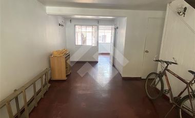 Casa en Venta en Plano Regulador / Av. Maipú
