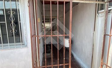 Casa en Venta en Plano Regulador / Av. Maipú