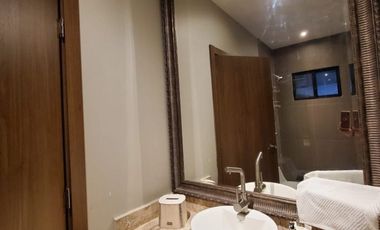 Casa en Venta Urb. Colinas del Bosques, Via La Costa