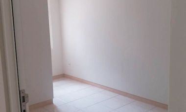 Disewa Murah Apartemen Springlake 2BR Lantai Rendah