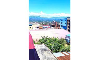 Edificio de 5 pisos en Venta - Tarapoto - Centro
