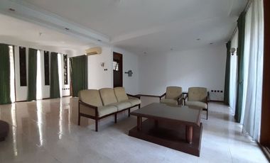 DISEWAKAN RUMAH NYAMAN TERAWAT @ KOMPLEK SETRADUTA BANDUNG