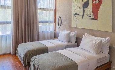 Leasehold - Elegant 6-Bedroom Luxury Villa with Private Pool in Nyanyi, Tabanan, Bali