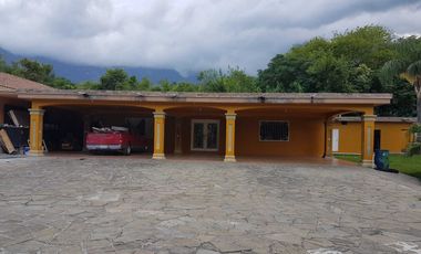 QUINTA EN VENTA EN EL BARRIAL SANTIAGO,N.L.