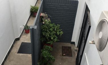 2 PH CON ENTRADA INDEPENDIENTE IDEAL 2 FAMILIAS EN EZPELETA