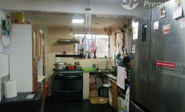 Casa en venta de 2 dorm. en El Bosque