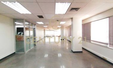 ARRIENDO OFICINA LAS CONDES