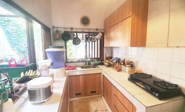 Disewakan Rumah 1 Setengah Lantai di Kuricang Bintaro Jaya Sektor 3A.