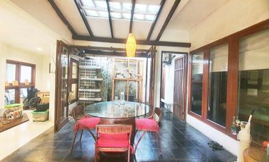 Disewakan Rumah 1 Setengah Lantai di Kuricang Bintaro Jaya Sektor 3A.