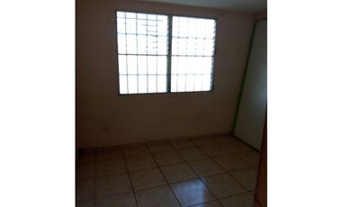 VENDO LINDA CASA UBICADO EN BRISAS DEL GOLF $180k
