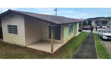 VENDO LINDA CASA UBICADO EN BRISAS DEL GOLF $180k