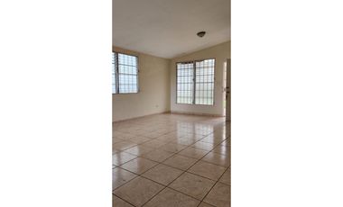 VENDO LINDA CASA UBICADO EN BRISAS DEL GOLF $180k