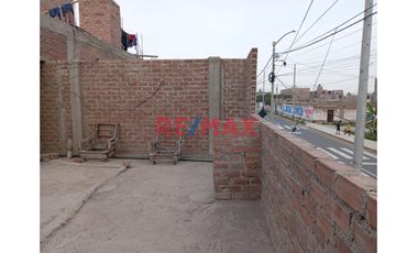 🌟 ¡OPORTUNIDAD ÚNICA EN HUANCHACO! 🏠🌊

¿Buscas la casa de tus sueños en una ubicación privilegiada? ¡No busques más! Esta encantadora propiedad de d