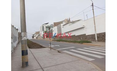 🌟 ¡OPORTUNIDAD ÚNICA EN HUANCHACO! 🏠🌊

¿Buscas la casa de tus sueños en una ubicación privilegiada? ¡No busques más! Esta encantadora propiedad de d