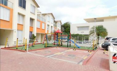 casa condominio en arriendo en villa carolina. Cod A87996