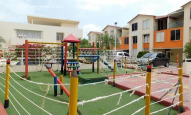 casa condominio en arriendo en villa carolina. Cod A87996