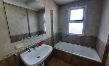 Semipiso en venta en Lanus Oeste