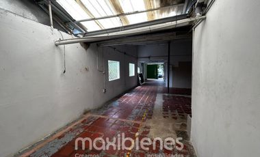 local en arriendo en bavaria. Cod A66058
