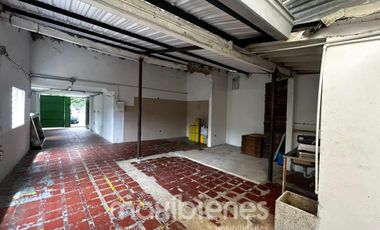 local en arriendo en bavaria. Cod A66058