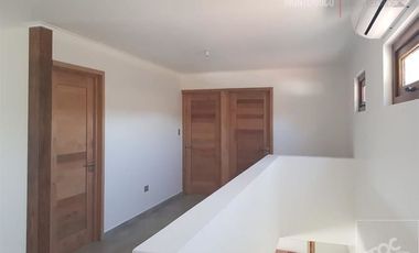 Casa en Venta en Machalí Condomio Doña Matilde
