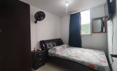 apartamento en arriendo en redoma san mateo. Cod A30615