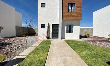 Bonitas, Nuevas y Modernas Casas en Venta ubicadas en fraccionamiento cerrado, Gómez Palacio, Durango