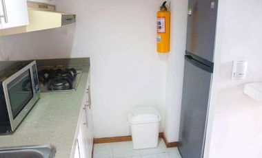 SE ALQUILAN HABITACIONES POR NOCHE DE ACOMODACION DE PAREJA Y ACOMODACION MULTIPLE, EXCELNTE UBICACION