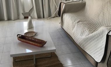 SE ALQUILAN HABITACIONES POR NOCHE DE ACOMODACION DE PAREJA Y ACOMODACION MULTIPLE, EXCELNTE UBICACION