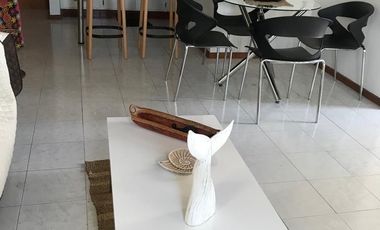 SE ALQUILAN HABITACIONES POR NOCHE DE ACOMODACION DE PAREJA Y ACOMODACION MULTIPLE, EXCELNTE UBICACION
