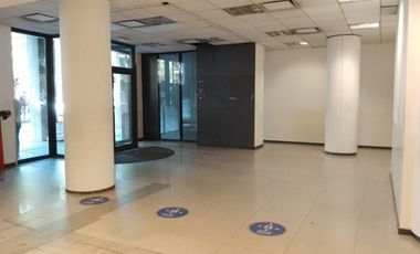 Importante Local comercial ubicado Av. Alem al 600 en Microcentro